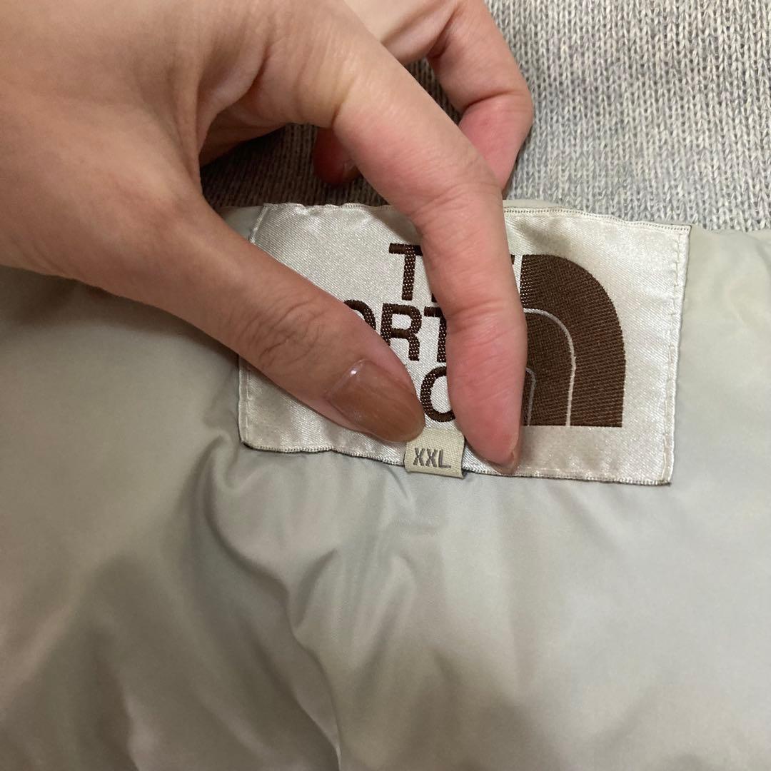 日本未入荷　海外限定　ノースフェイス　ダウンベスト　レザーロゴ