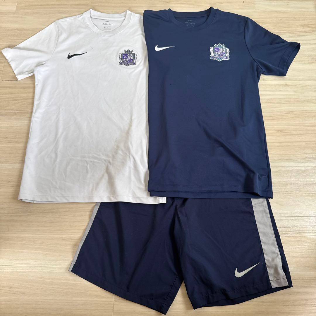 サンフレッチェ広島 トレーニングウェア上下セット（ネイビー＆ホワイト）Lサイズ