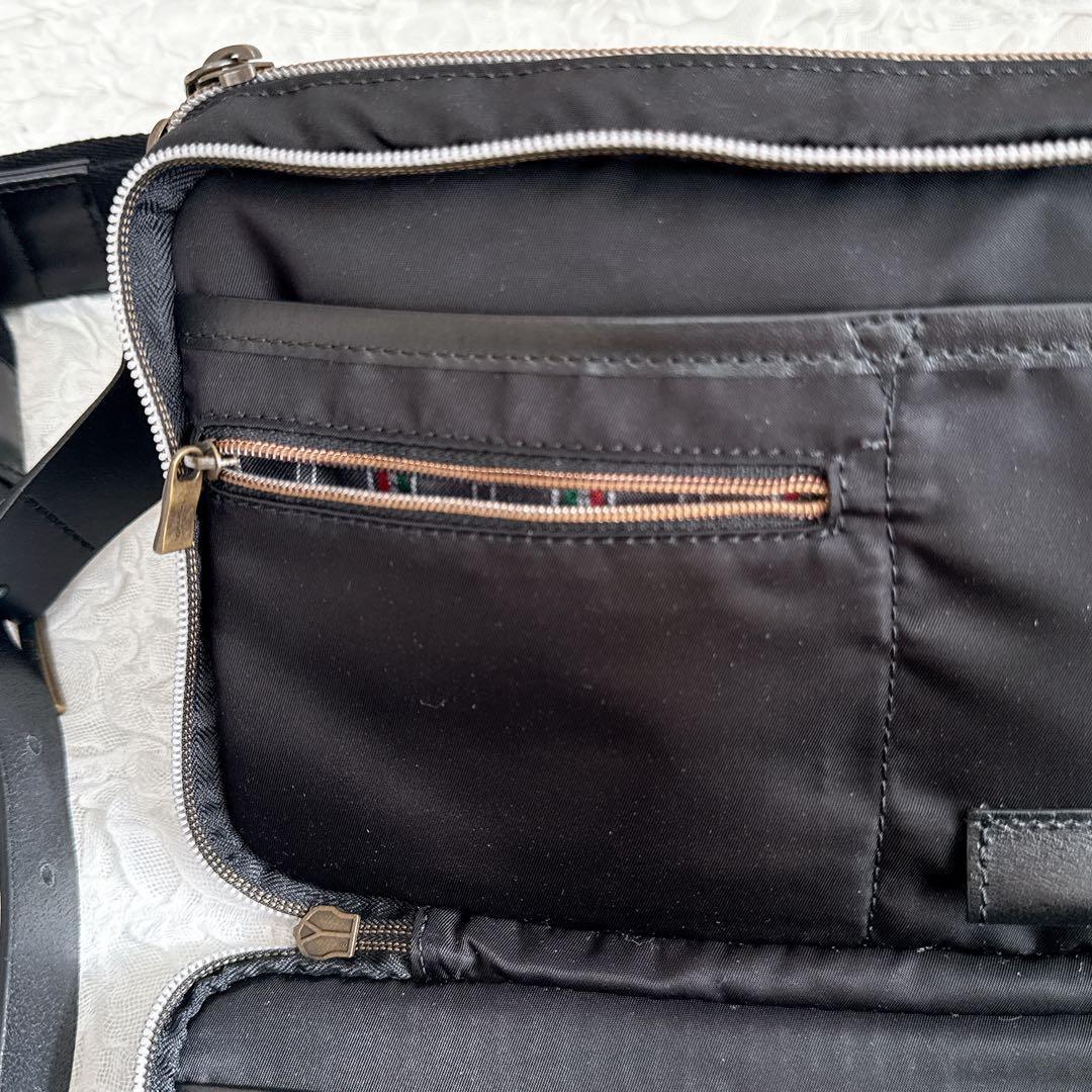 Orobianco オロビアン ボディバック レザー ブラック ロゴ イタリア製