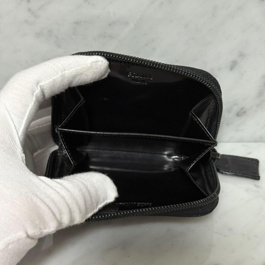 PRADA プラダ ケース 小銭入れ ジップ エナメル ブラック 財布