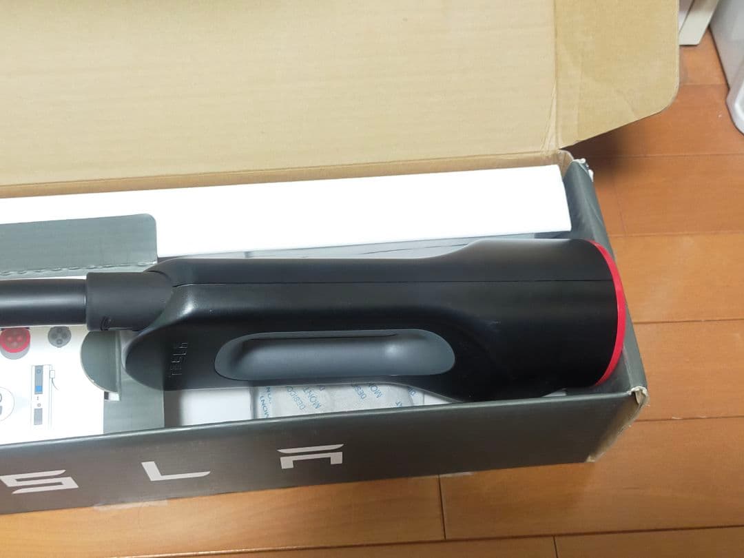 テスラ チャデモアダプター　TESLA CHADEMO