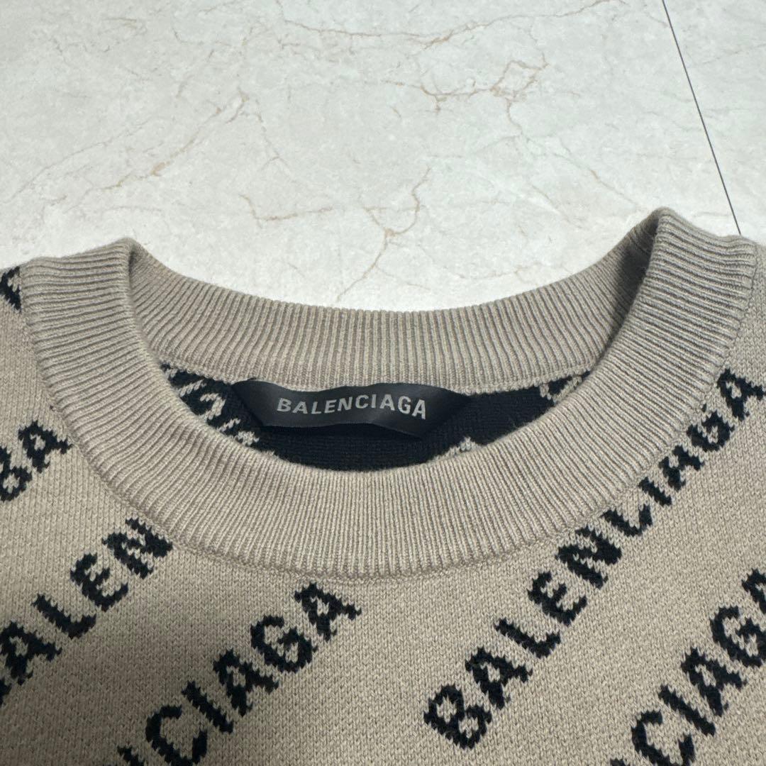 BALENCIAGA ロゴ　オーバーサイズセーター　バレンシアガ