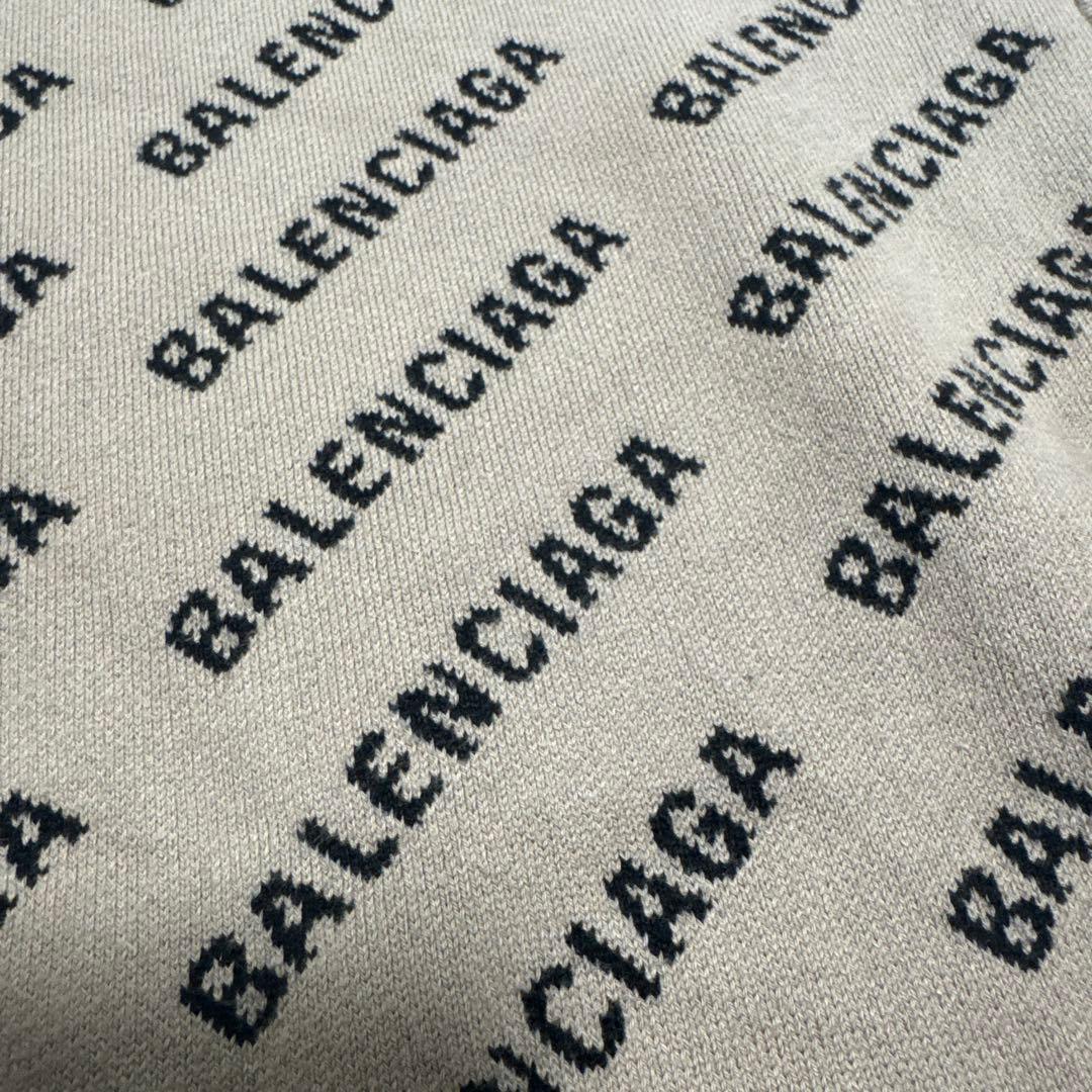 BALENCIAGA ロゴ　オーバーサイズセーター　バレンシアガ