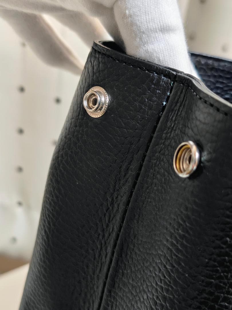 未使用品 限定 ペッレモルビダ コローレ ST013 レザー トートバッグ