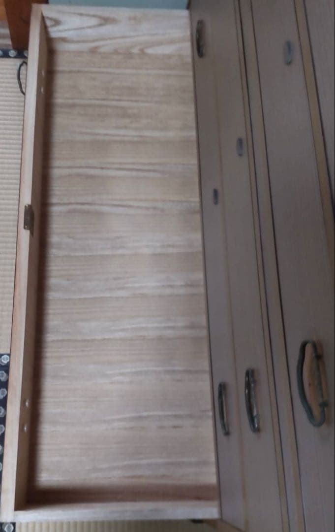 11月6日まで掲載 花の装飾 桐タンス 10引き出し