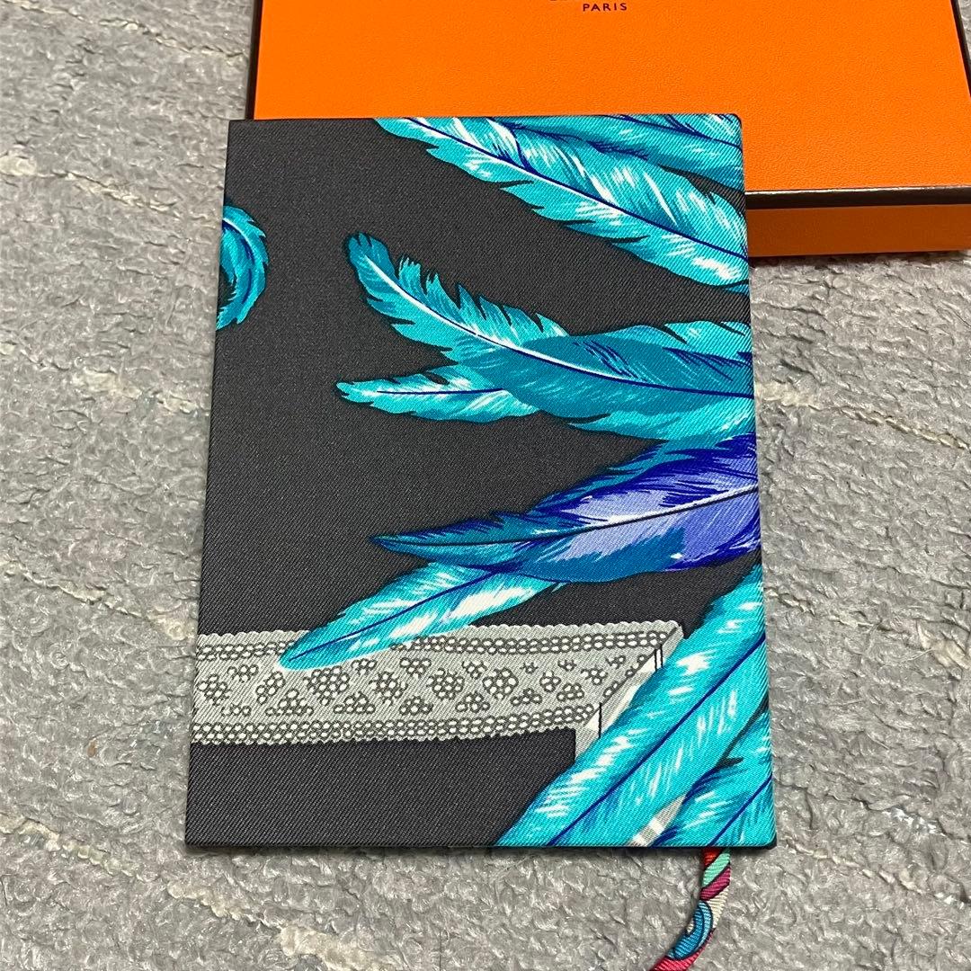 未使用！エルメス［ノート］シルク　メモ帳　ブラジル　羽根柄　しおり　HERMES