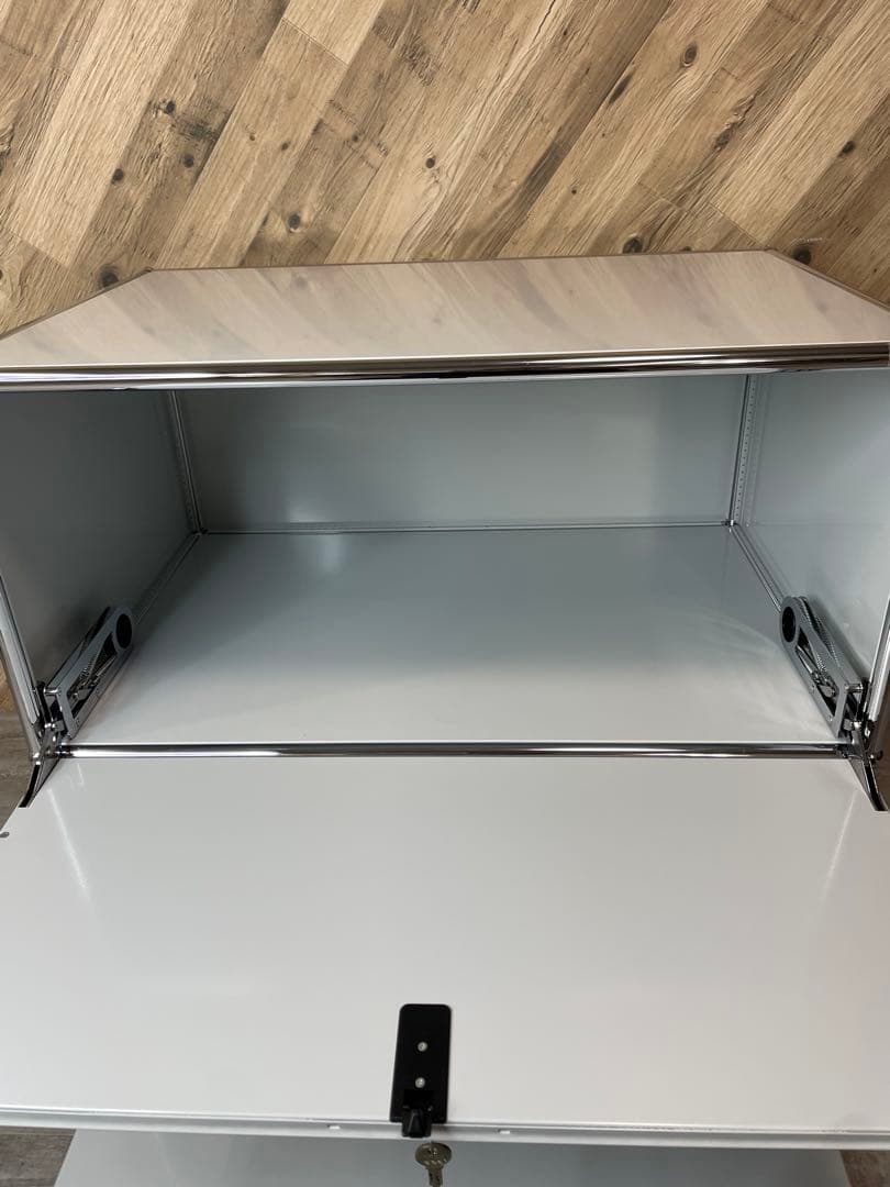 USM Haller　ハラー　1列 2段　キャビネット ライトグレー ①