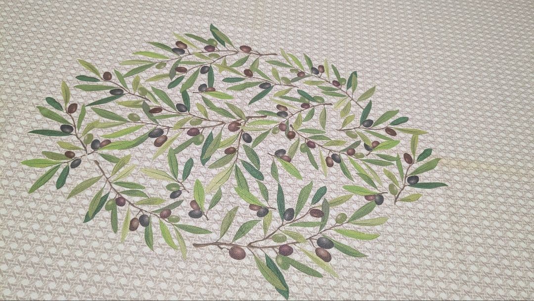 フランス製オリーブ柄のテーブルクロス200×156撥水加工