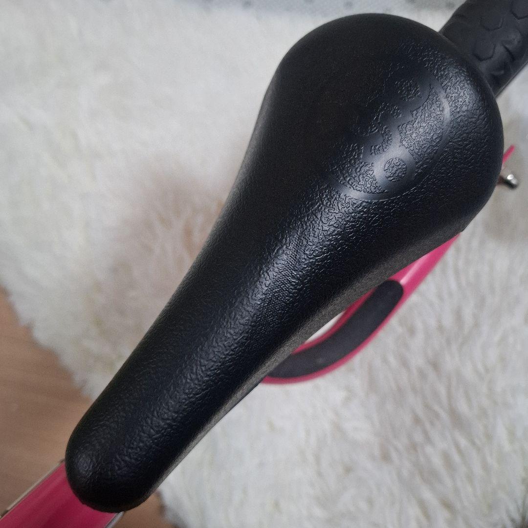 【未使用級美品】STRIDER ストライダー スポーツモデル 12インチ ピンク