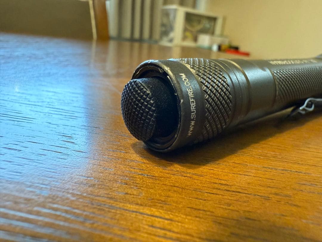 SUREFIRE E2L AA OUTDOORMAN 懐中電灯