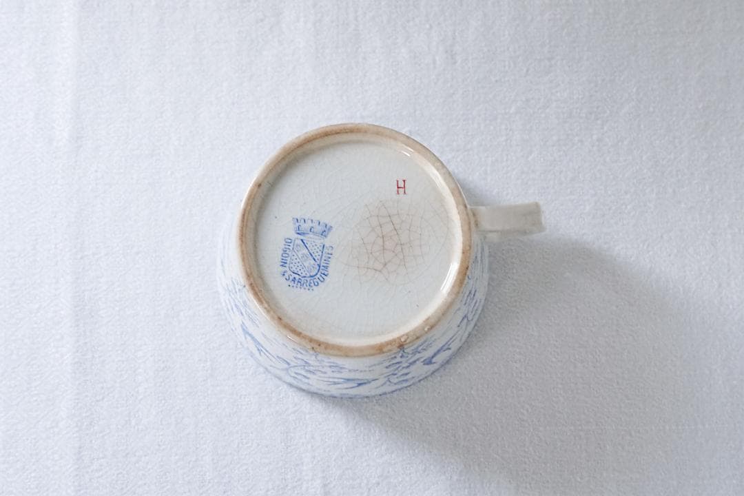 フランスアンティーク　サルグミンヌ　ツバメ　スズラン　カップ　水色