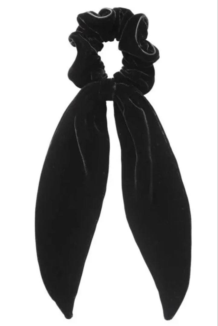 ALLXANDRE DE PARIS タキマキ着用