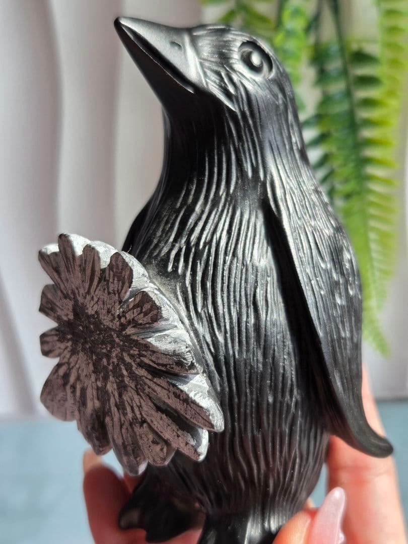 菊花石ペンギン置物