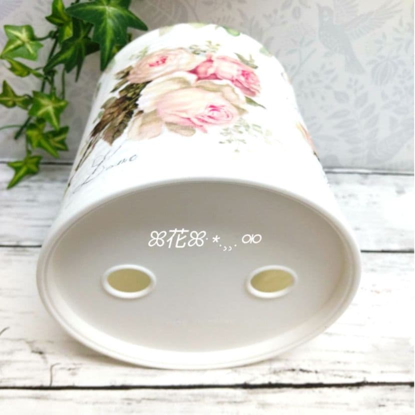 デコパージュꔛ‬ꕤティッシュケース♡インテリア雑貨♡薔薇♡ガーデン♡リメ缶