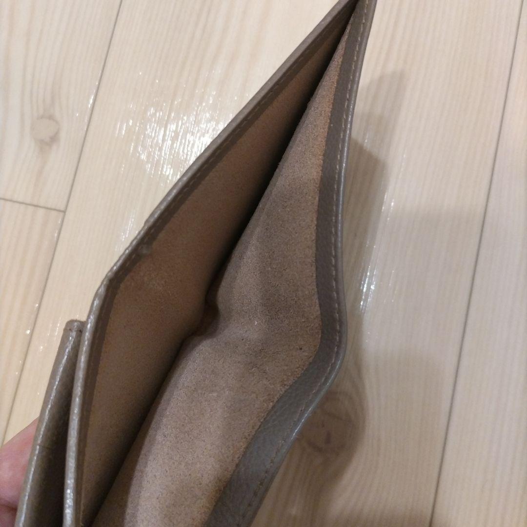 美品　イルビゾンテ　二つ折り　財布　オリーブ