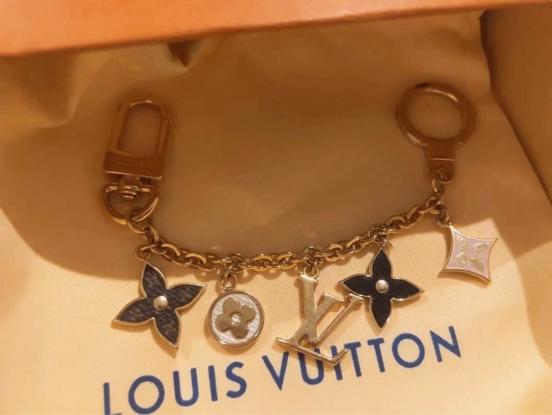 Louis Vuitton バッグチャーム・チェーン スプリング ストリート