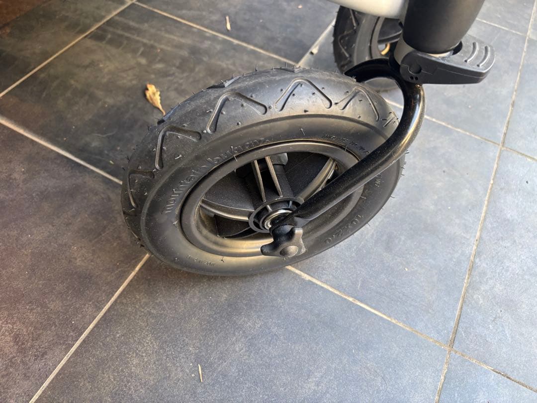 Mountain Buggy ／Duet 双子用ベビーカー／ブラック