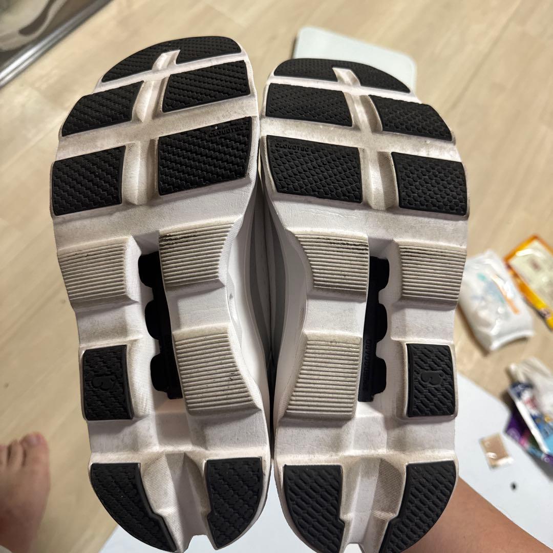 On Cloudmonsterシューズ US10 ホワイト/グレー