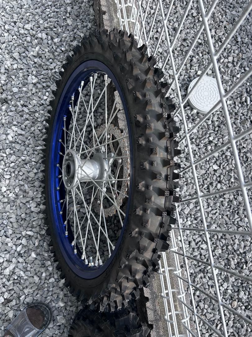 YZ125 純正ホイール　タイヤ付き