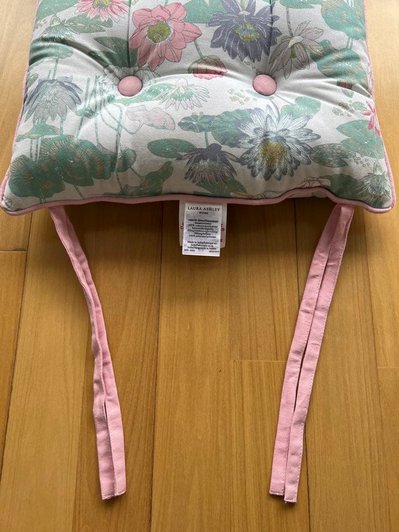 ローラアシュレイ シートクッション 座布団 2個 紐付き