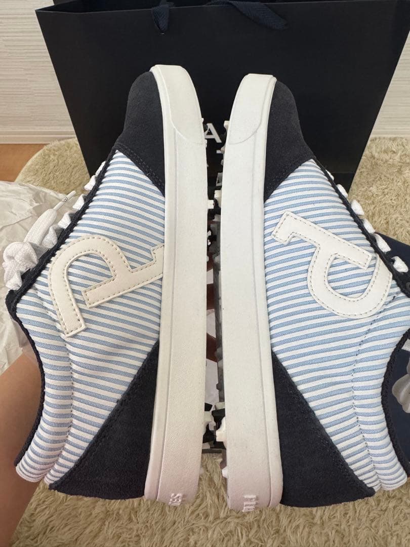 新品未使用PEARLY GATES ゴルフシューズ24センチネイビー/ホワイト