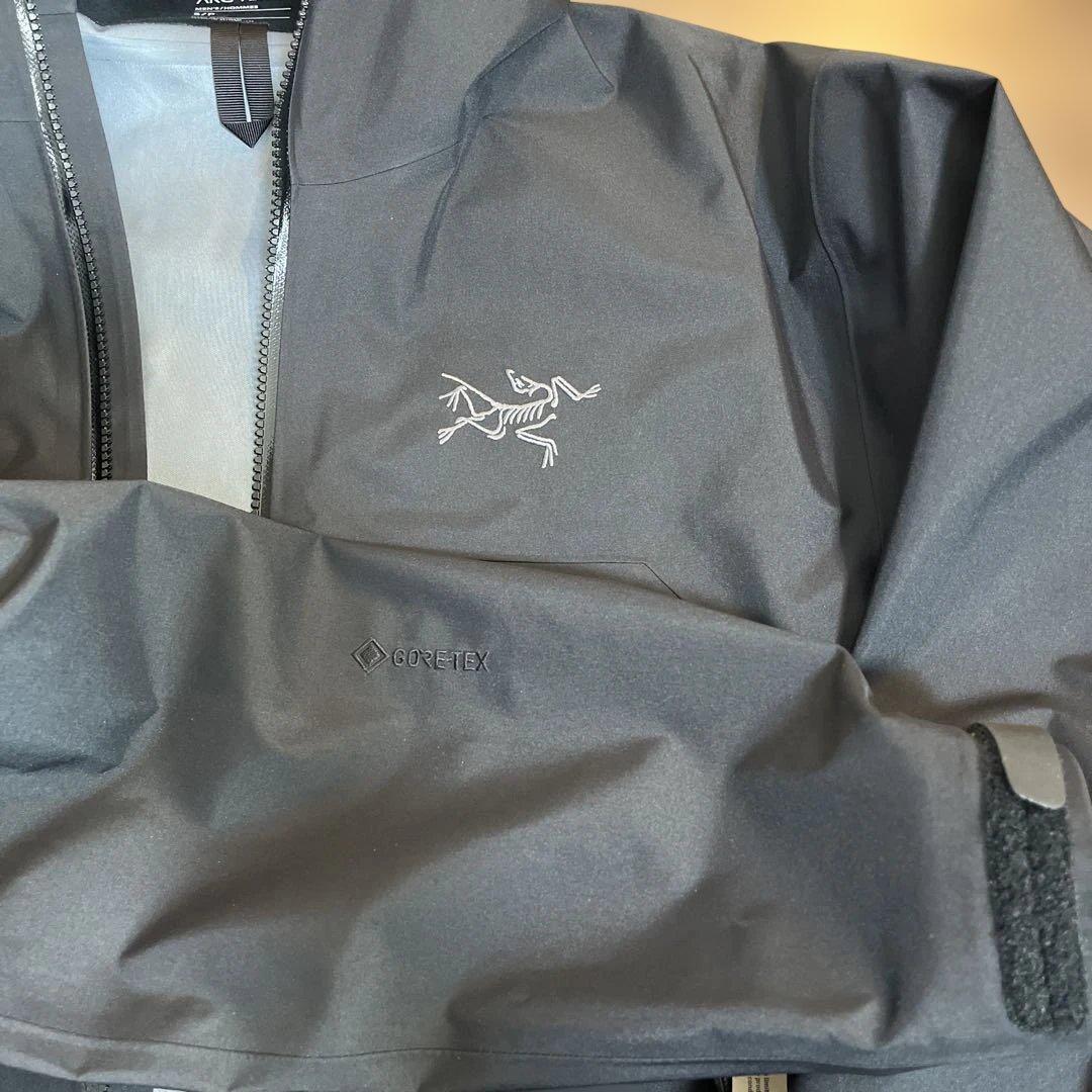 新品未使用　アークテリクス　ベータジャケット　ブラック　メンズS 保証書付き