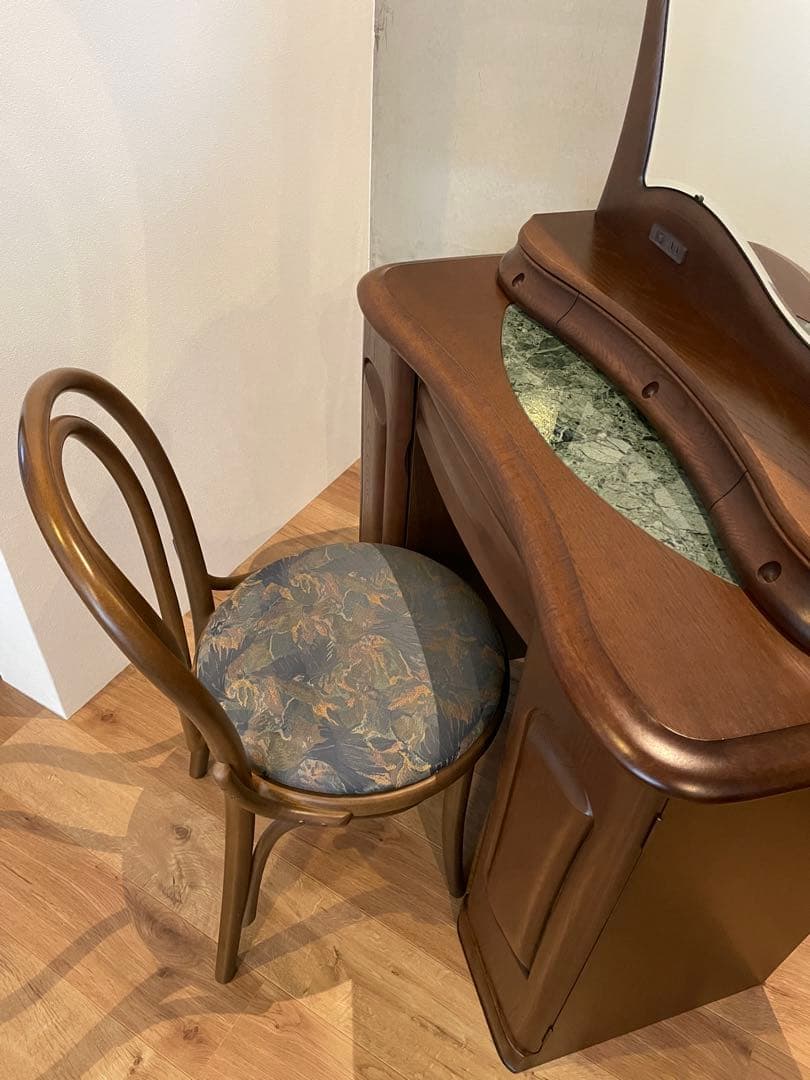 木製ドレッサー オーバルミラー　椅子別売り