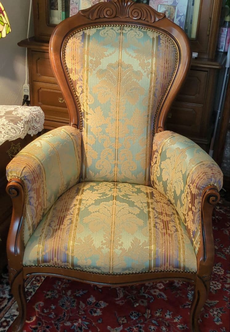 む*こ様 中世の貴族を思わせる素敵な『ハイ＆アームチェア』イタリア製