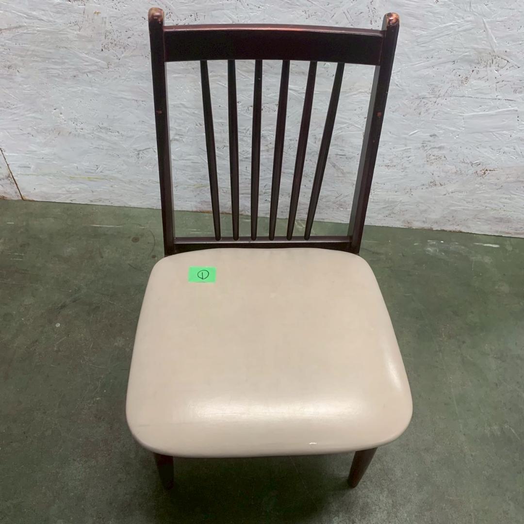 【カリモク】刈谷木工 ダイニングチェア 木製チェア 木製家具 ① Y1810