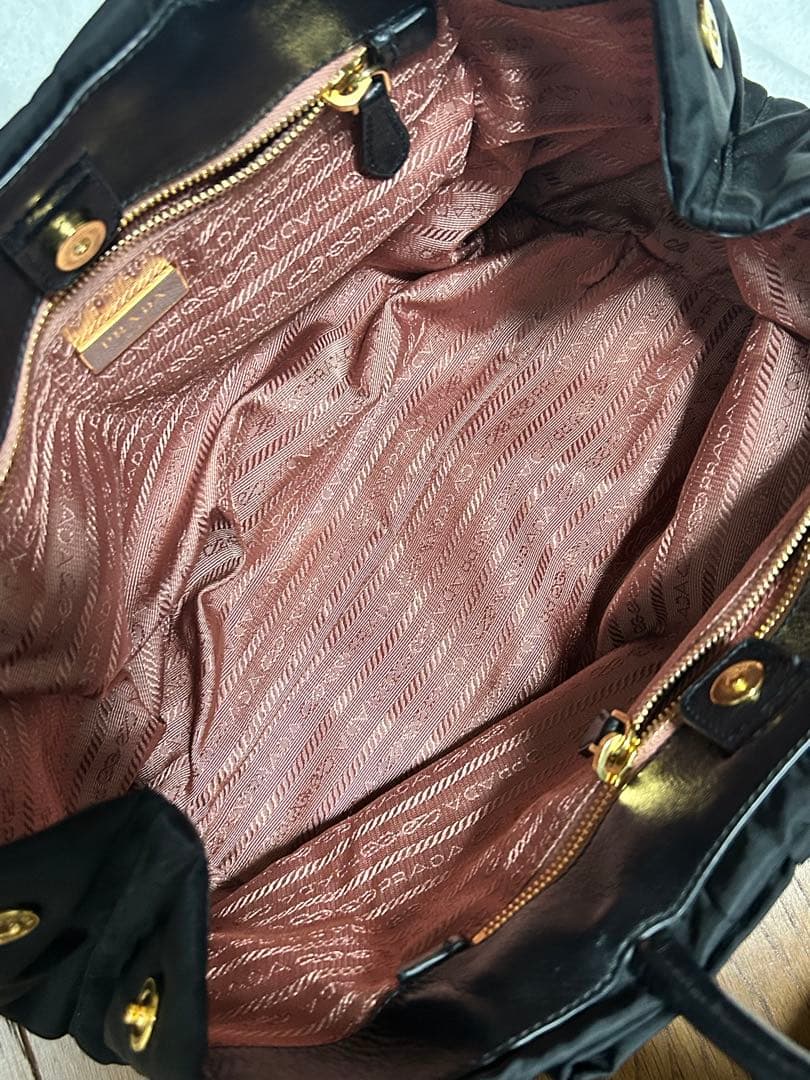 A*a様 PRADA プラダ TESSUTO FIOCCOナイロントートバッグ