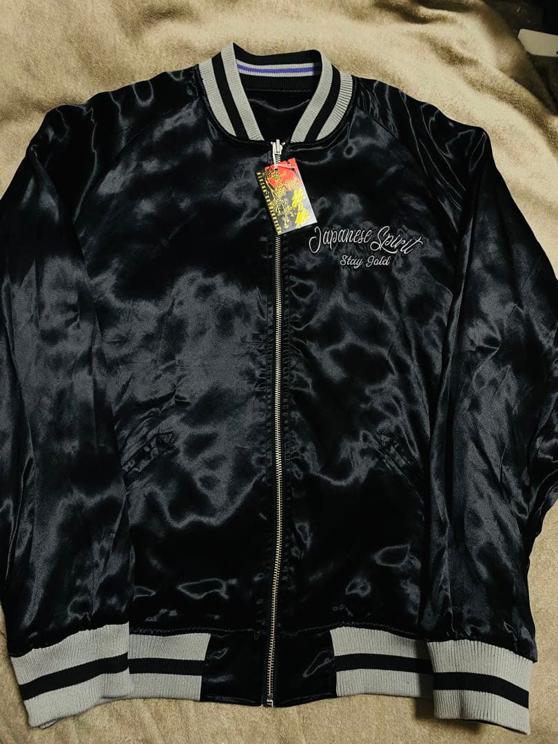 未使用 美品 DIVINE ２面用 レーヨン ちび 桜 日本限定 スカジャン