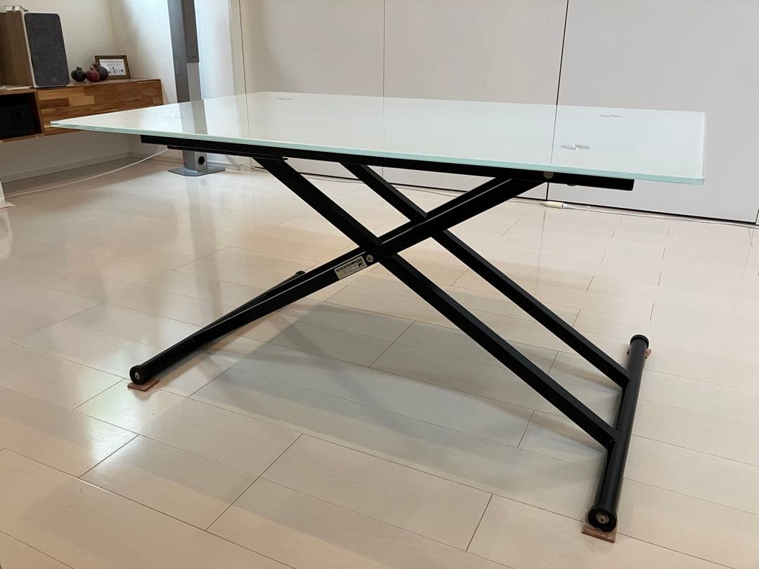 ニトリ昇降式センターテーブル　ガラス　ホワイト