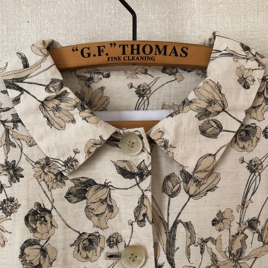 最終更に値下げ‼️☆２回着用美品☆ヴェリテクール大人のフラワープリントジャケット