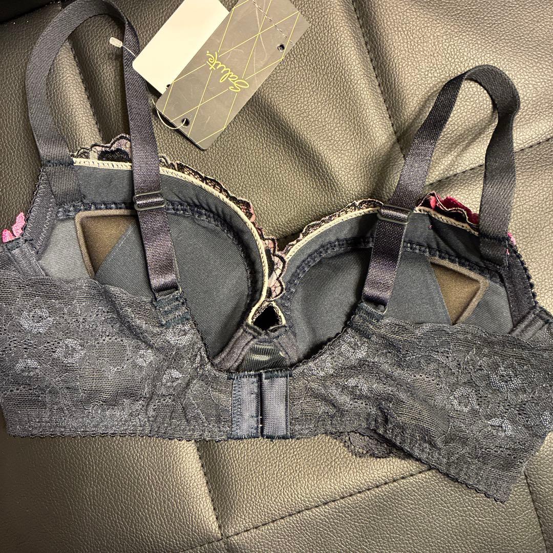 ワコール　サルートd65 サルート01 ソングショーツm