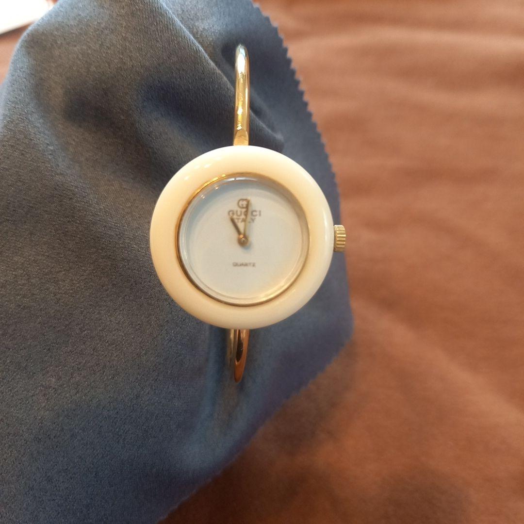 Gucci チェンジベゼル バングル 交換リング付き