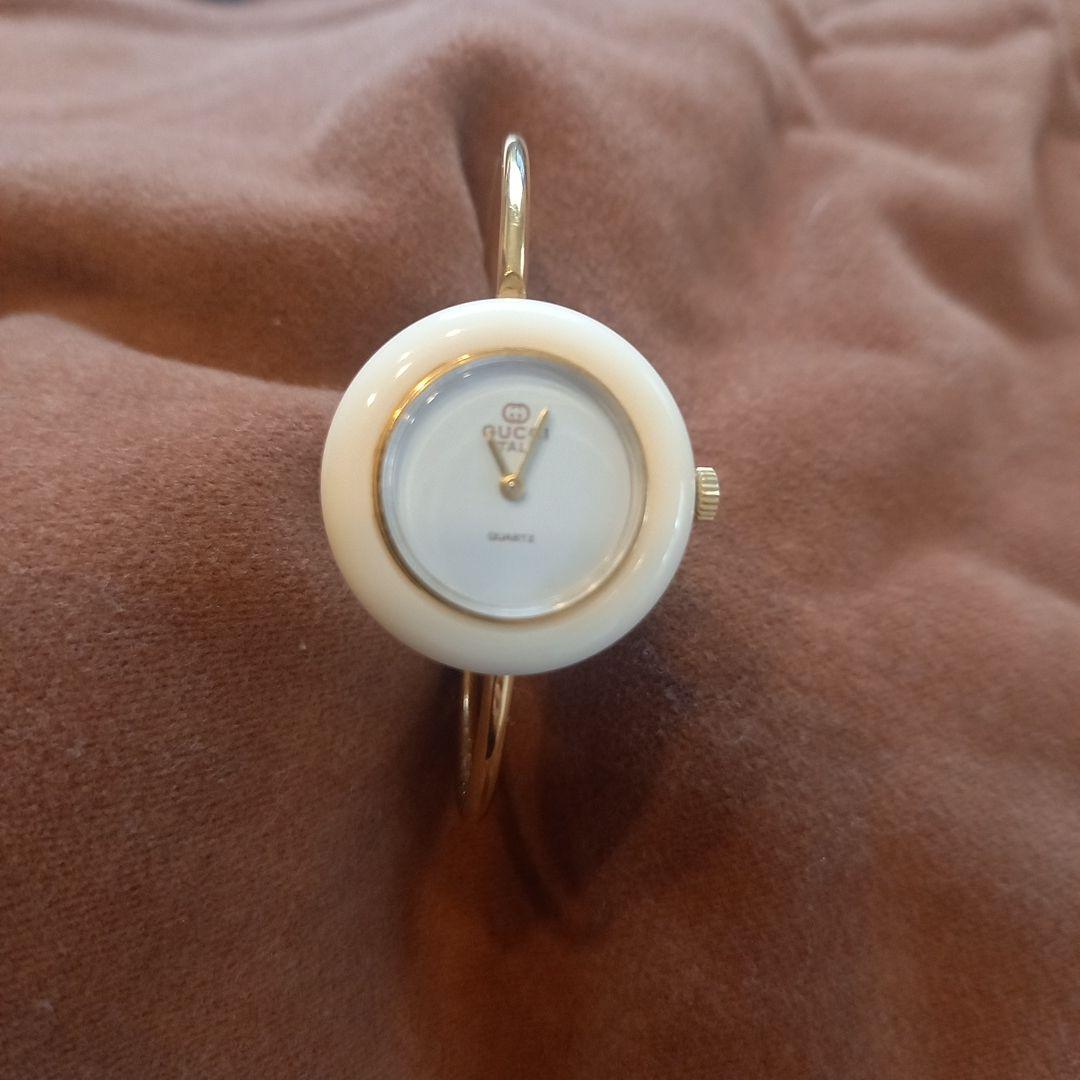 Gucci チェンジベゼル バングル 交換リング付き