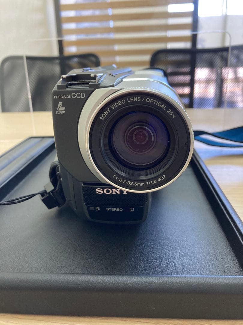 デジタルビデオカメラ　SONY DCR-TRV225