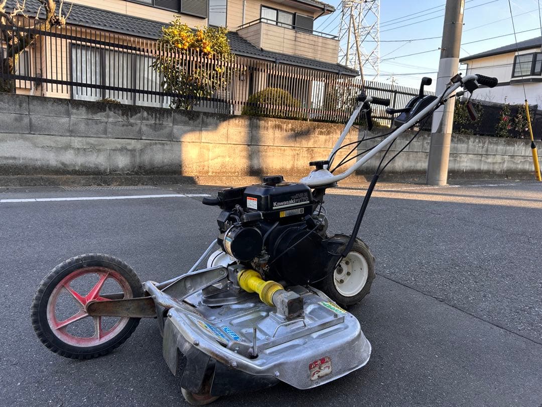 草刈機　オーレック　ウイングモアー　WM606A自走二面あぜ草刈機　完全整備済み