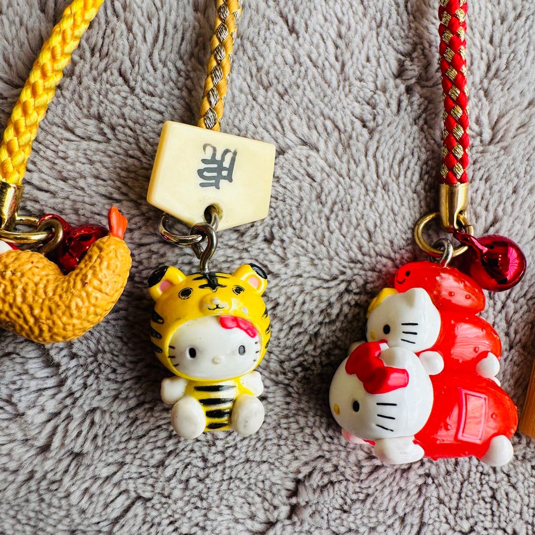 ご当地キティ　根付けストラップ　キーホルダー　マスコット　まとめ売り　26点