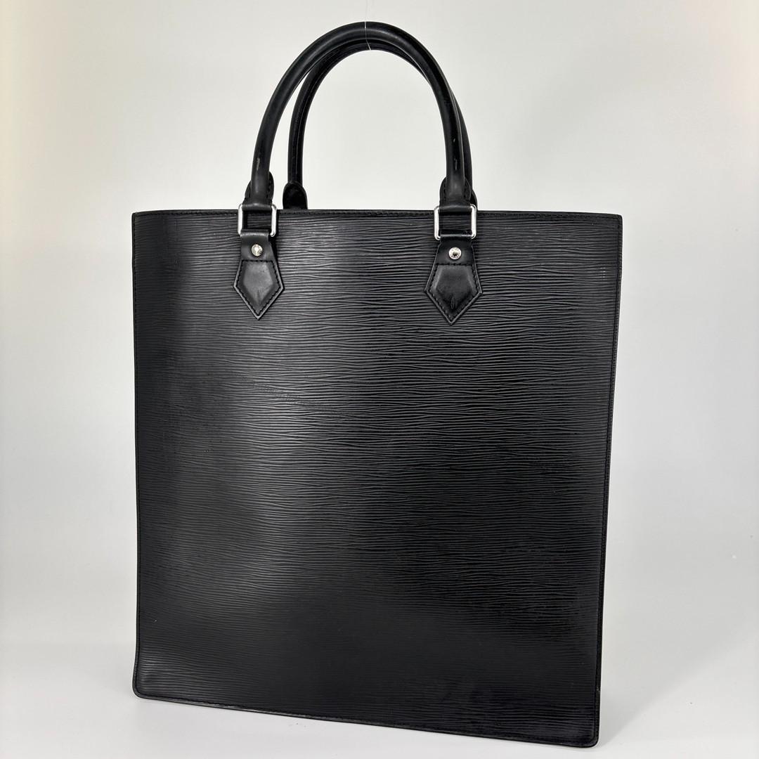 極美品 ルイヴィトン エピ トートバッグ サックプラ M59082 メンズ 黒