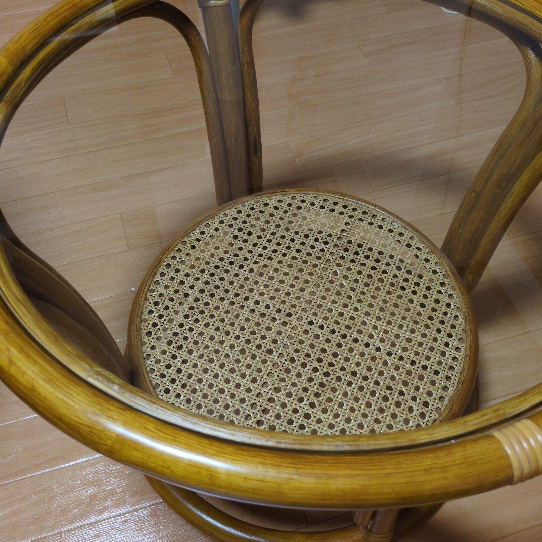 ラタン丸テーブル　　強化ガラス天板