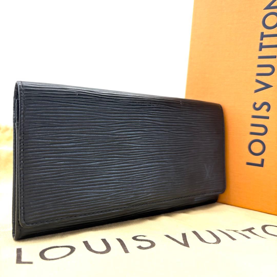 VUITTON　長財布　エピ　二つ折り　黒　レザー　札入れ　カードケース　名刺