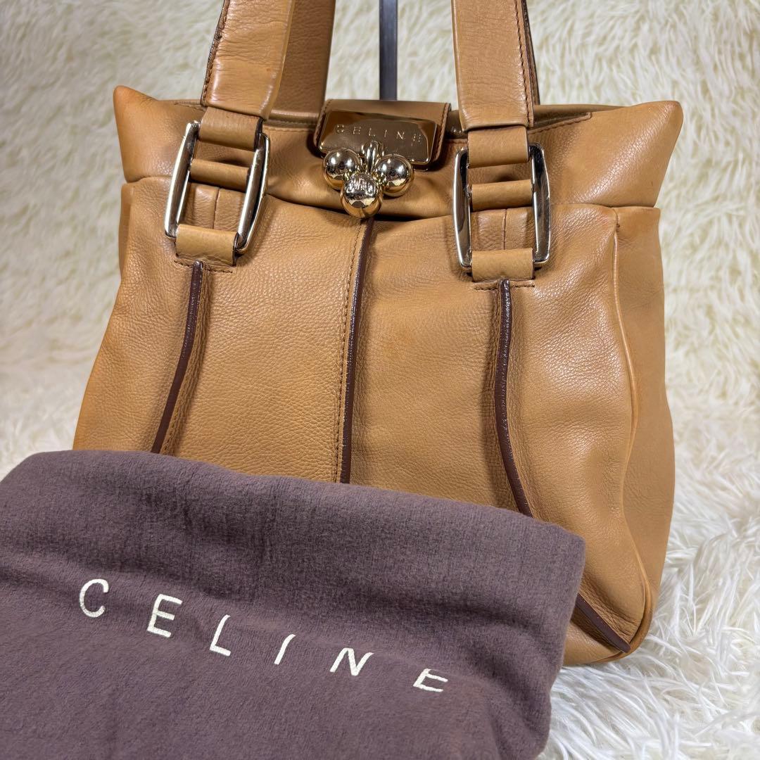 【大人気✨】　CELINE セリーヌ　トートバッグ 肩掛け 金具 レザー
