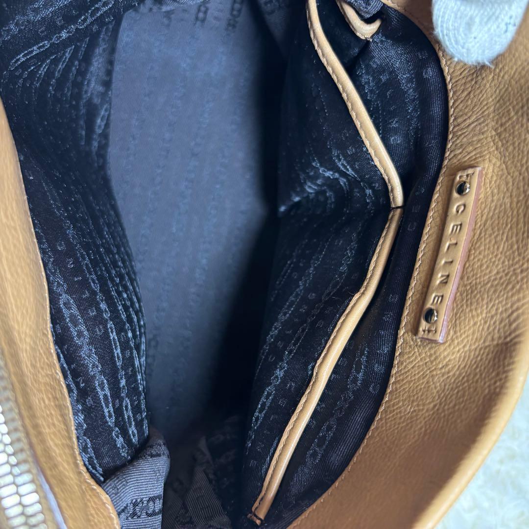 【大人気✨】　CELINE セリーヌ　トートバッグ 肩掛け 金具 レザー