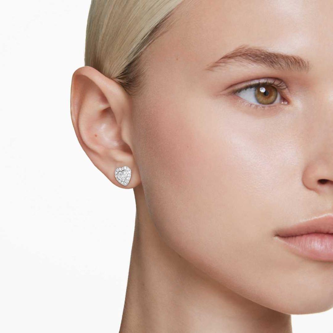 Ariana Grande x Swarovski スタッドピアス