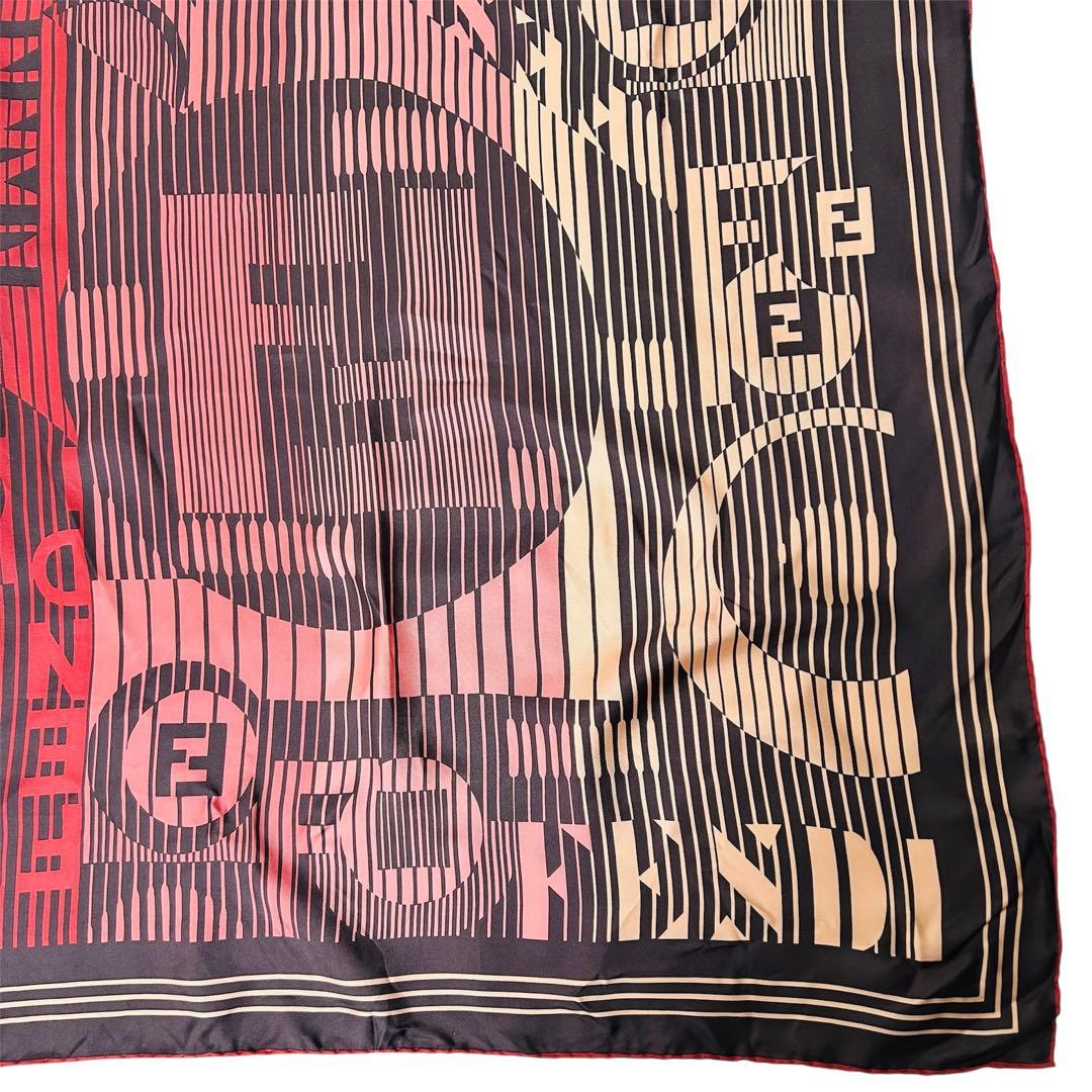 FENDI フェンディ ズッカ グラデーション 大判シルクスカーフ