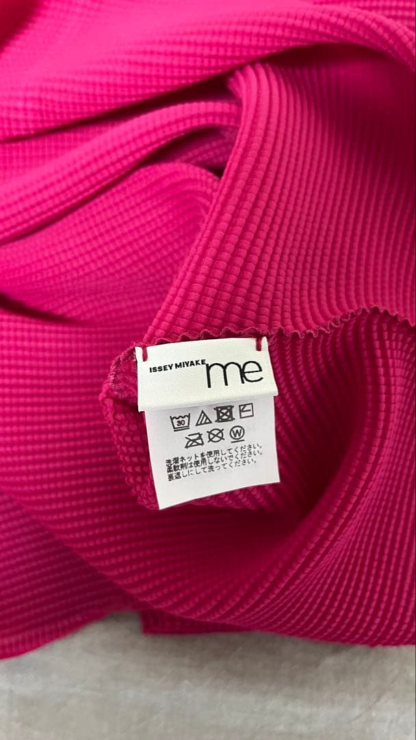 ISSEY MIYAKE me ピンク