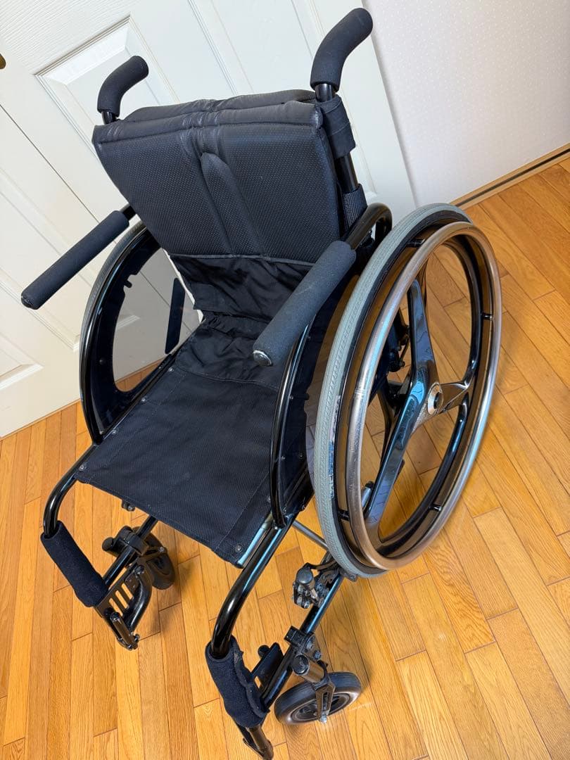 松永製作所マックスプレジャー 車椅子 カーボン ホイル