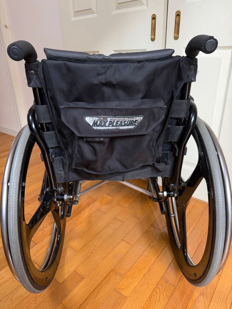 松永製作所マックスプレジャー 車椅子 カーボン ホイル