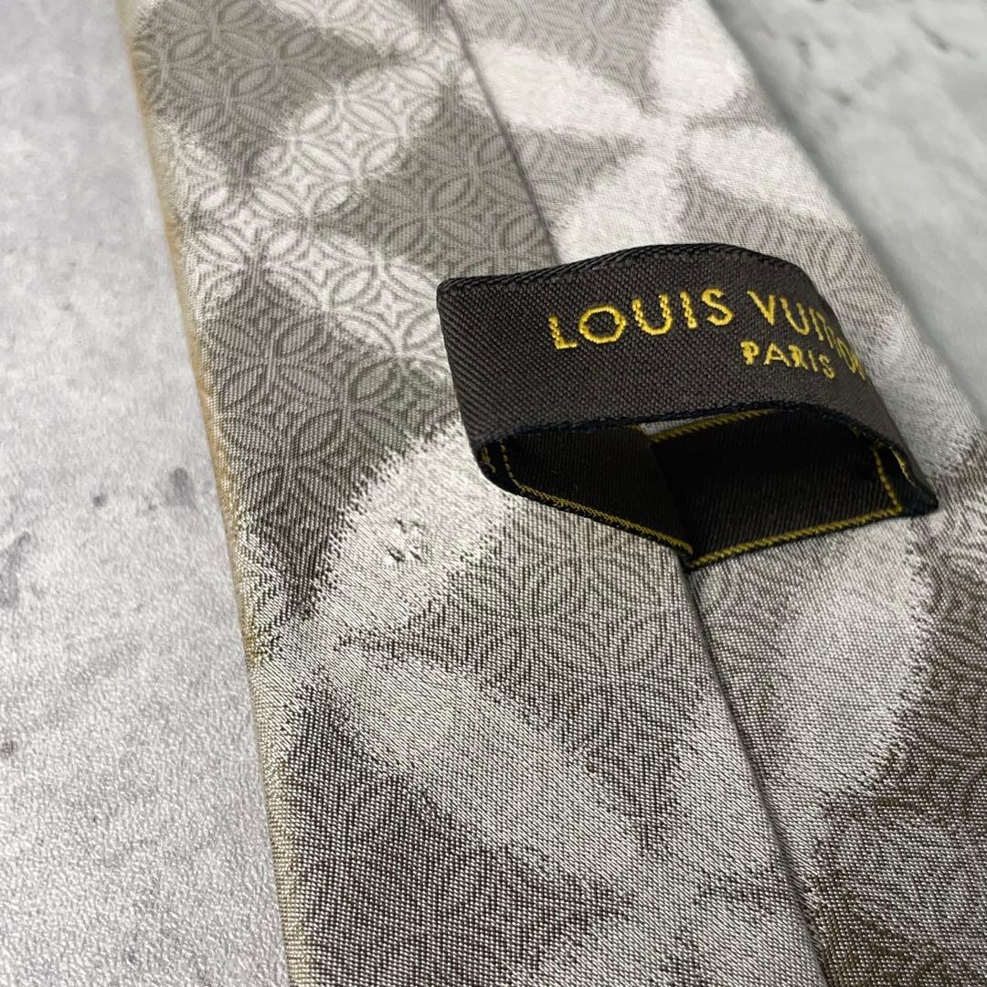 美品 LOUIS VUITTON モノグラムフラワー 花柄 ネクタイ シルバー